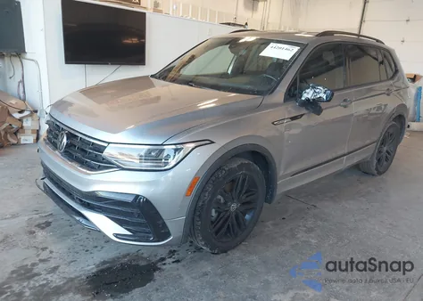 2022 Volkswagen Tiguan 2.0T Se R-Line Black z USA, uszkodzony, nr VIN 3VVCB7AXXNM011573